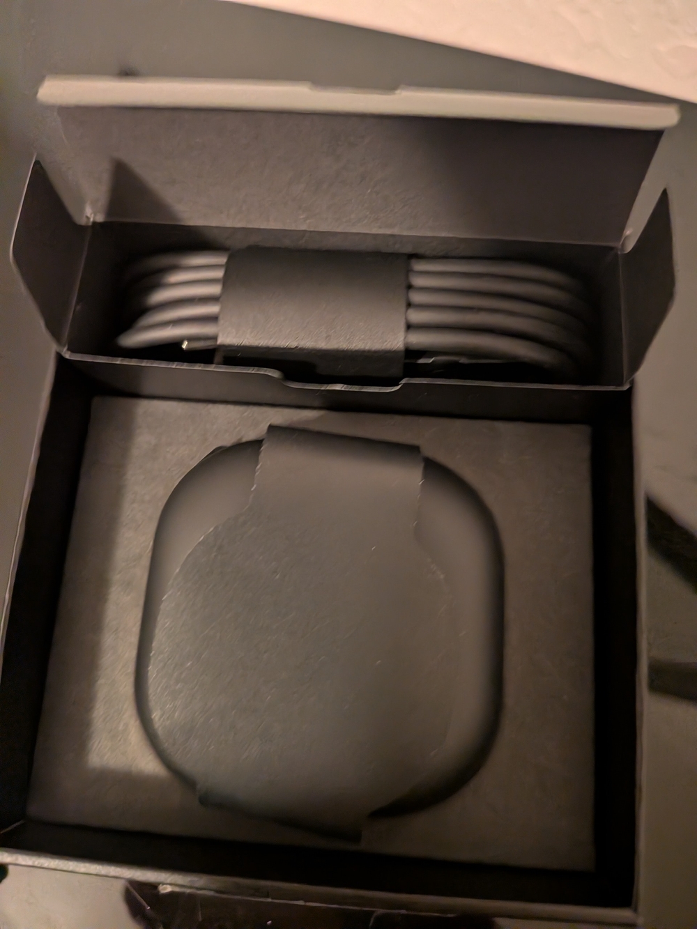 Samsung Galaxy Buds2 Pro Earbuds – Black Finish - Picture 3 of 6